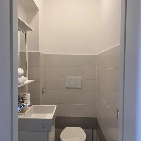 R&m Vescia Apartment *